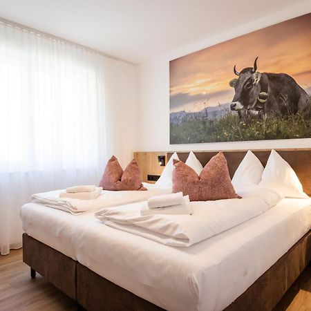 Alpenstolz Damuels Haus 1 - Stilvoll Urlauben In Den Bergen Apartment Exterior photo